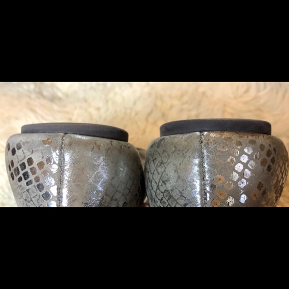 Tory Burch Flats - Picture 7 of 10